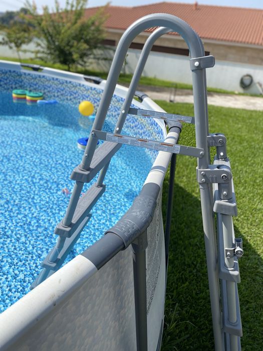 Piscina Bestway steel pro max circular