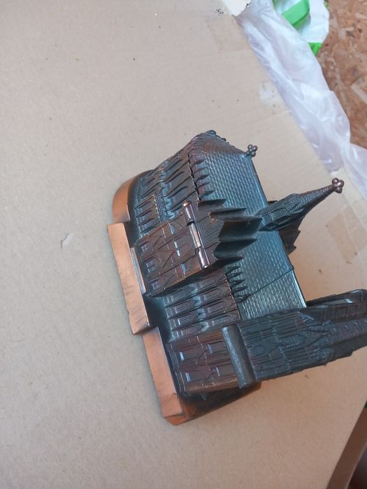 CATEDRAL EM Guarda joias