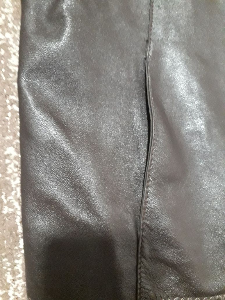 Женская куртка (пиджак) кожаная 38 р