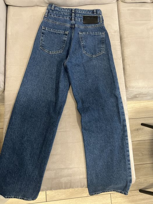 Джинси від CHER17 з завищеною посадкою і подвійним поясом, розмір S