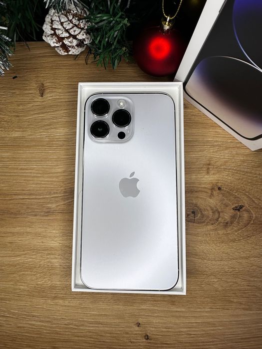 iPhone Silver 14 pro Max 256gb (9.5/10)-
оригінал із Німеччини