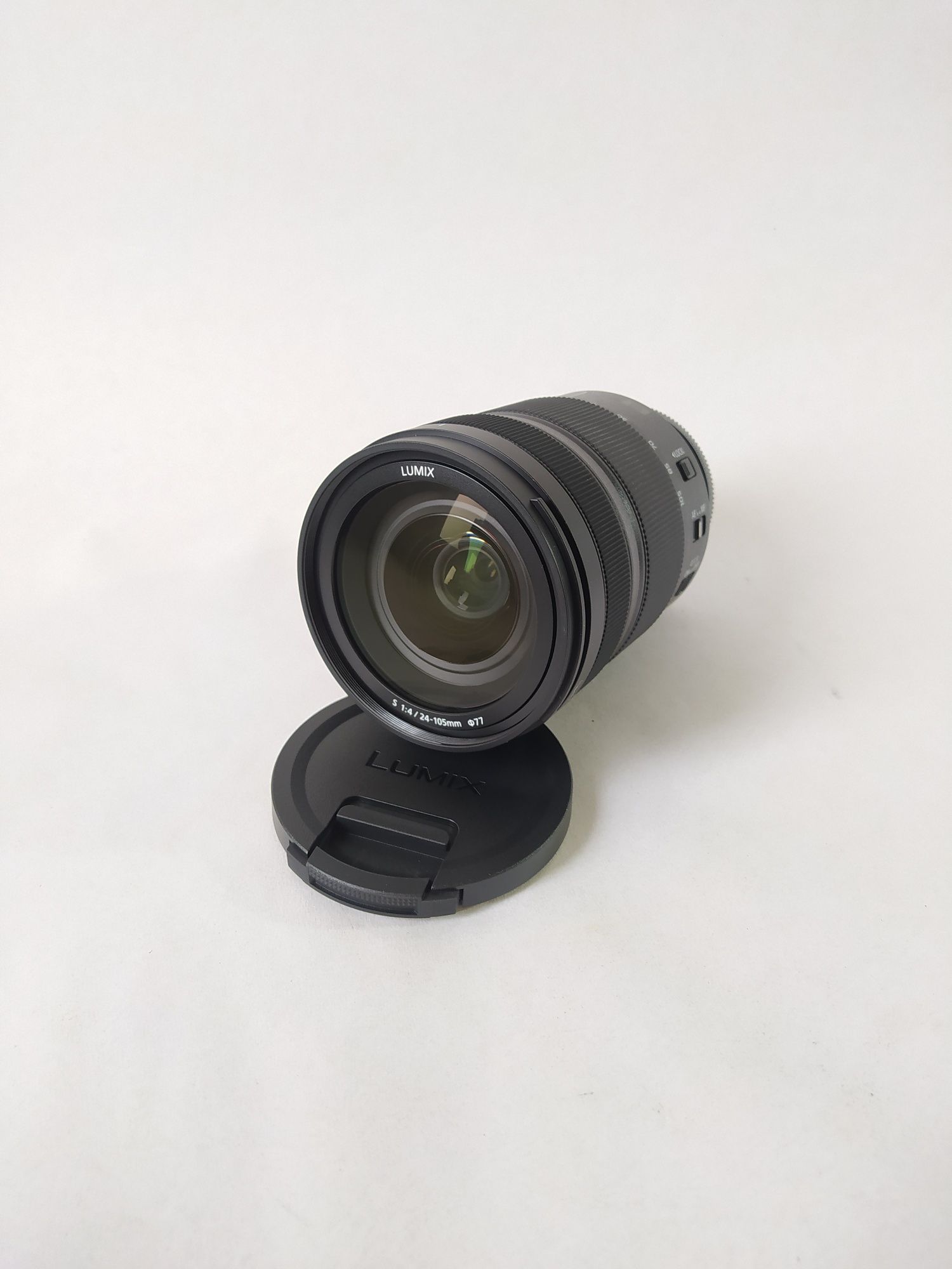 Об'єктив Panasonic S-R24105E S 24-105 mm f/4 Macro O.I.S.