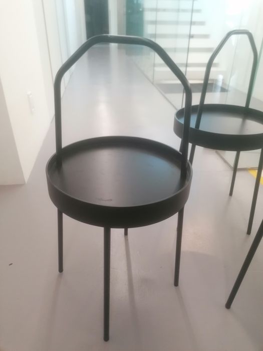 Mesa de Apoio Preta