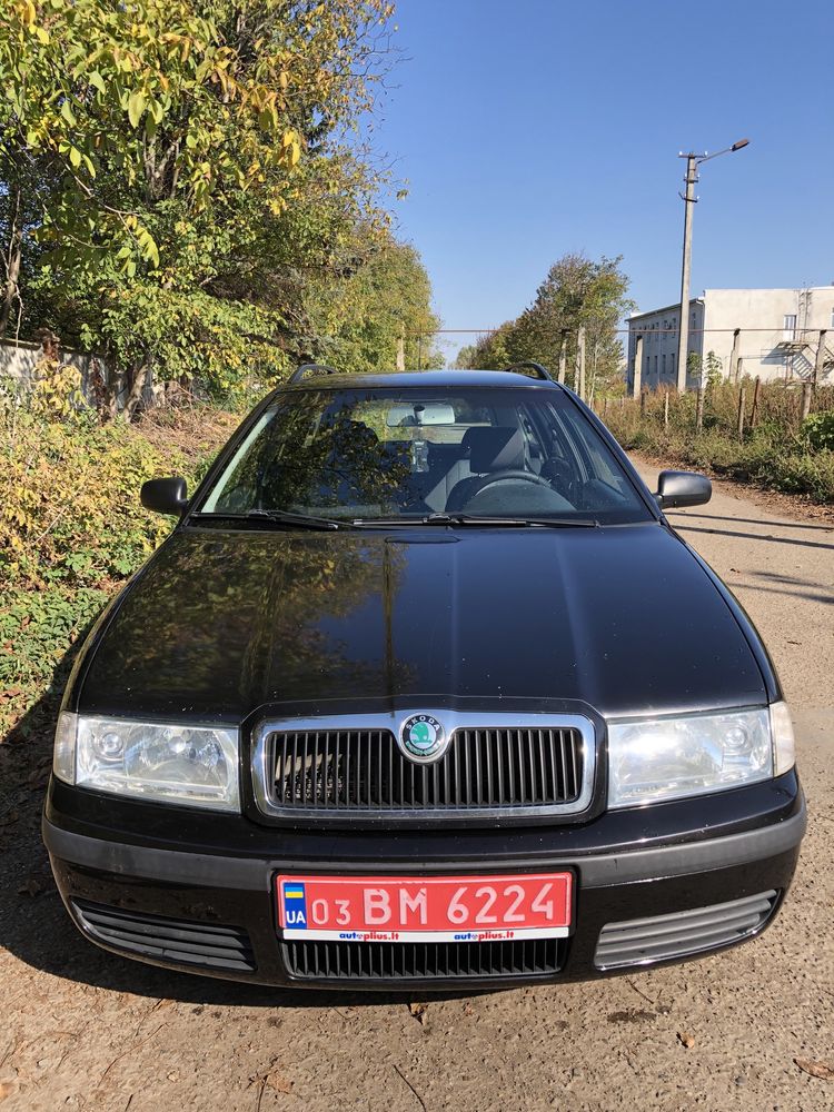 Skoda Octavia Tour