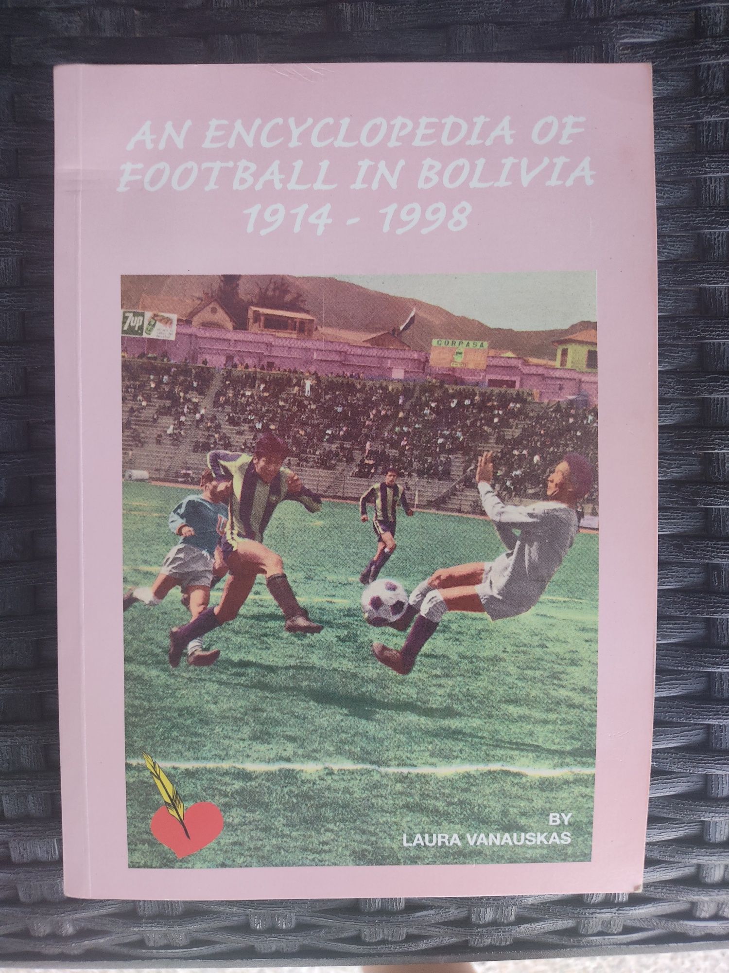 Livro futebol Bolívia de 1914 até 1998