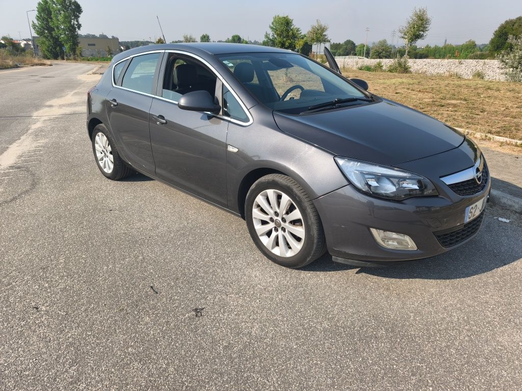 Opel Astra J 2010 1.7 125cv