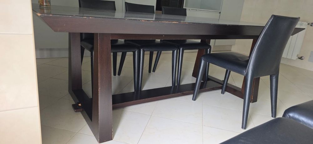 Mesa de madeira LEi Brasil 6 cadeiras de pele