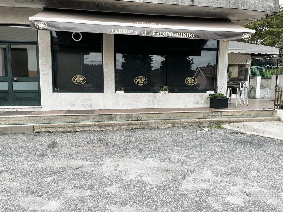 Vendo café+loja+terreno