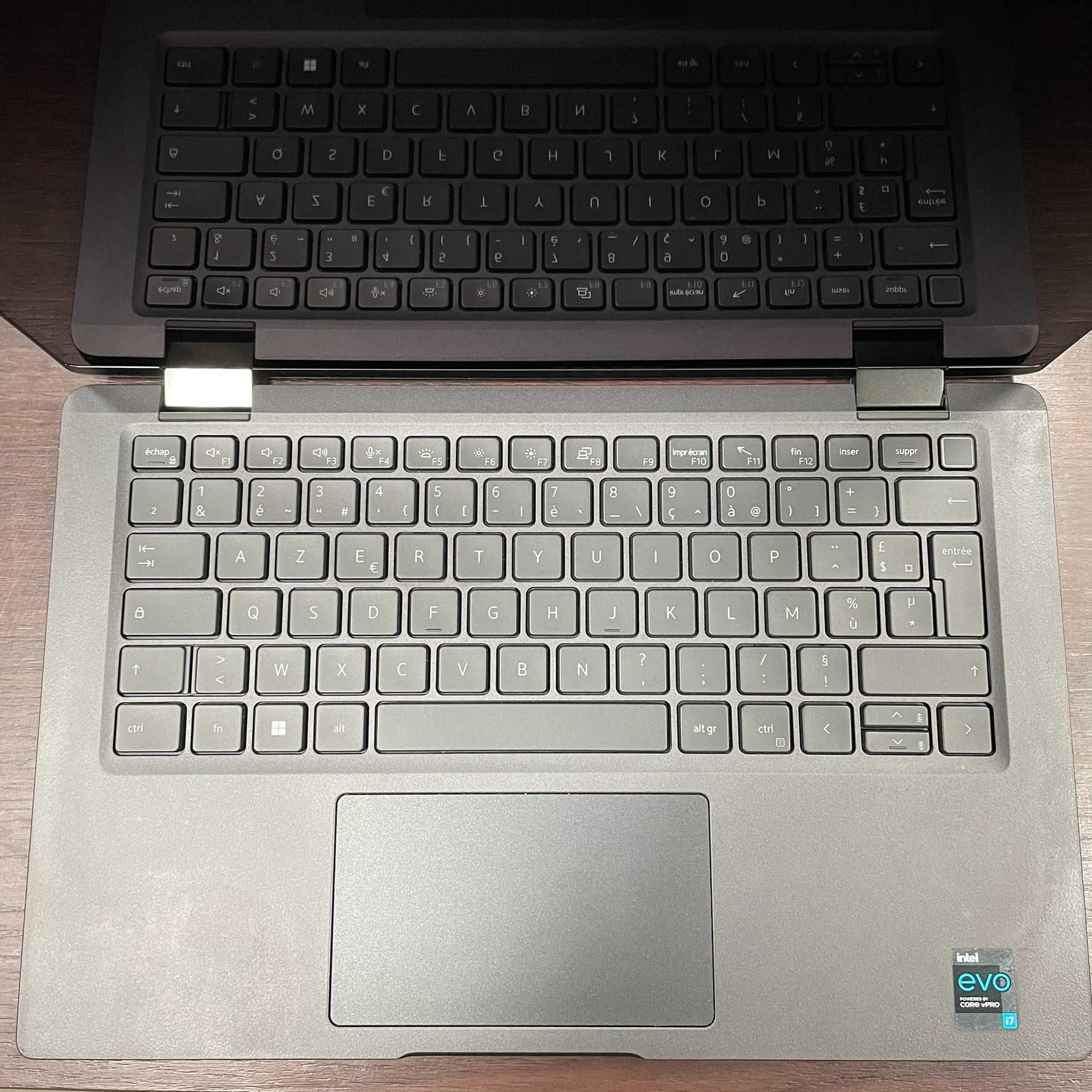 Dotykowy Laptop 2w1 14" Dell Latitude 7420 - i7 11GEN Iris 16GB 512SSD