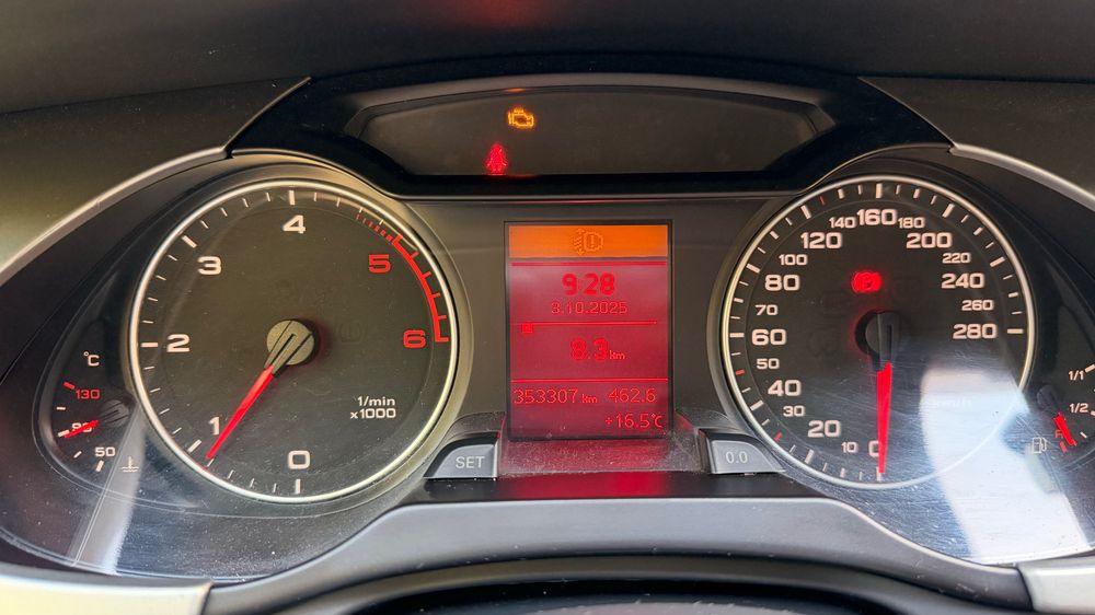 Audi A4 2.TDi S-Line 143CV