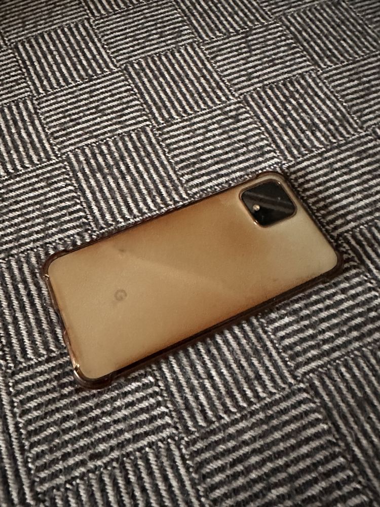 Pixel 4 на запчастини + чохол