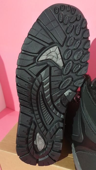 Śniegowce męskie czarne w rozmiarze 44 / wkładka ma 28 cm