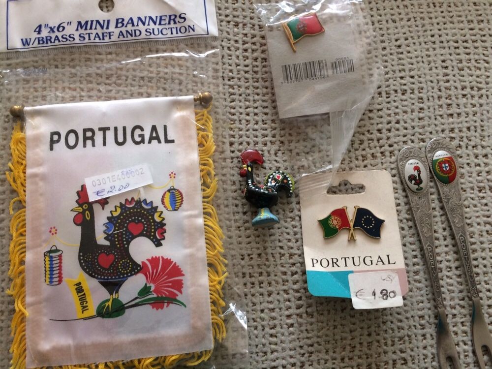 Conjunto Portugal bandeira pin galo Barcelos garfos aperitivo