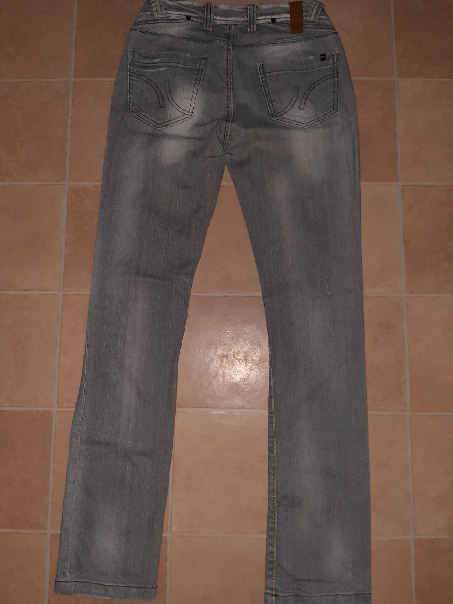 Spodnie jeans s vero moda