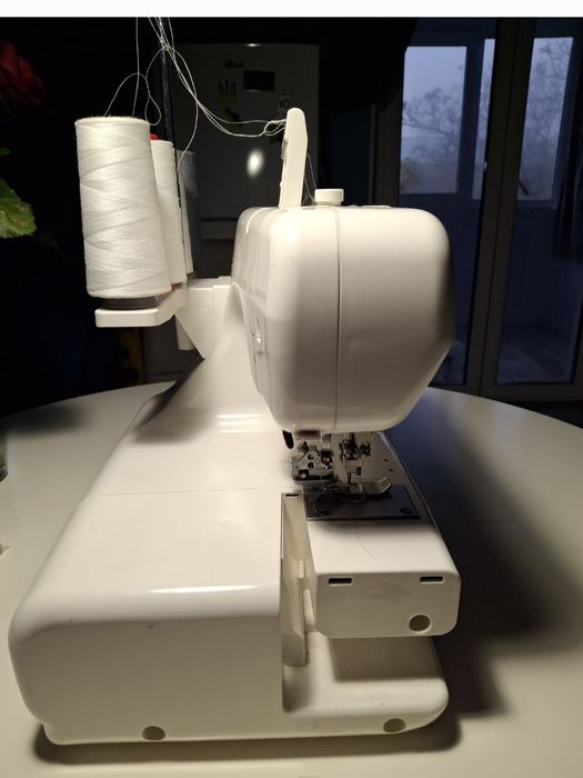 У продажу швейна машина по трикотажу, Распошив.