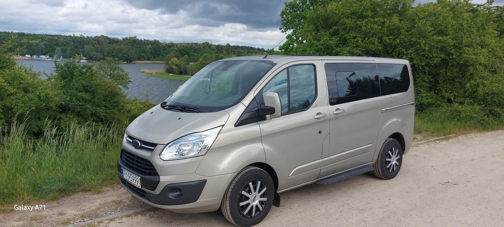 Licencjonowany Przewóz Osób / 9 osobowy Ford Tourneo Custom