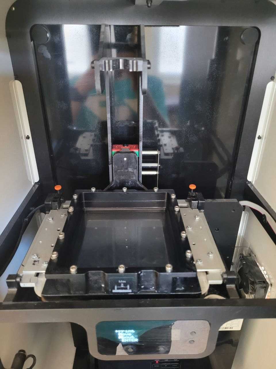3D принтер Planmeca Creo DLP для стоматологічної та ювелірної сфери.