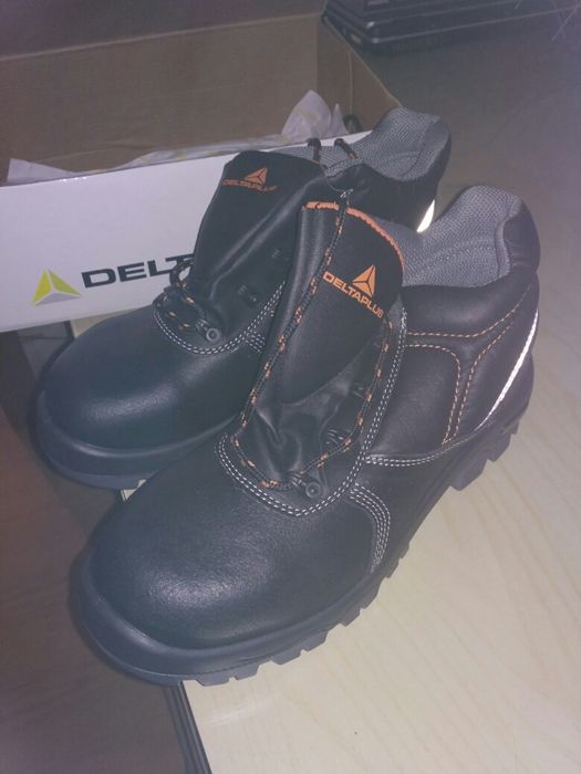 Bota de proteção Deltaplus Phoenix S3 SRC