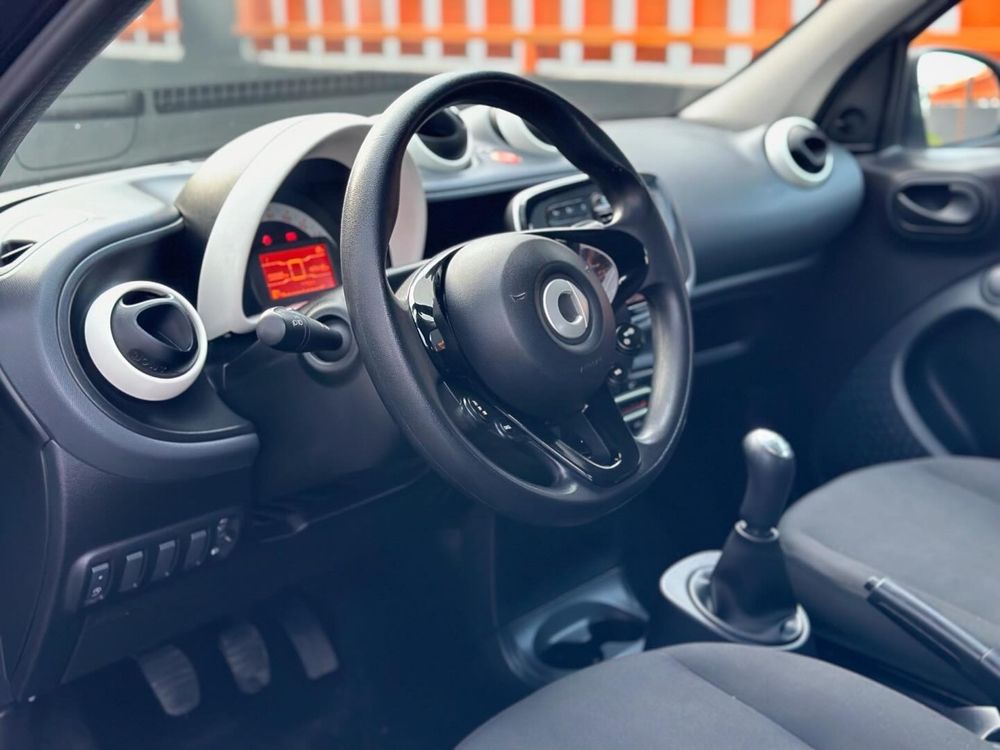 SMART FORFOUR 1.0