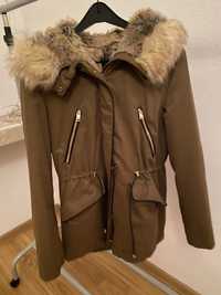 Kurtka parka kolor khaki ZARA