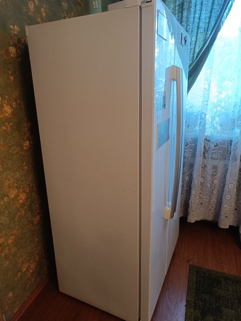 Холодильник LG side by side
