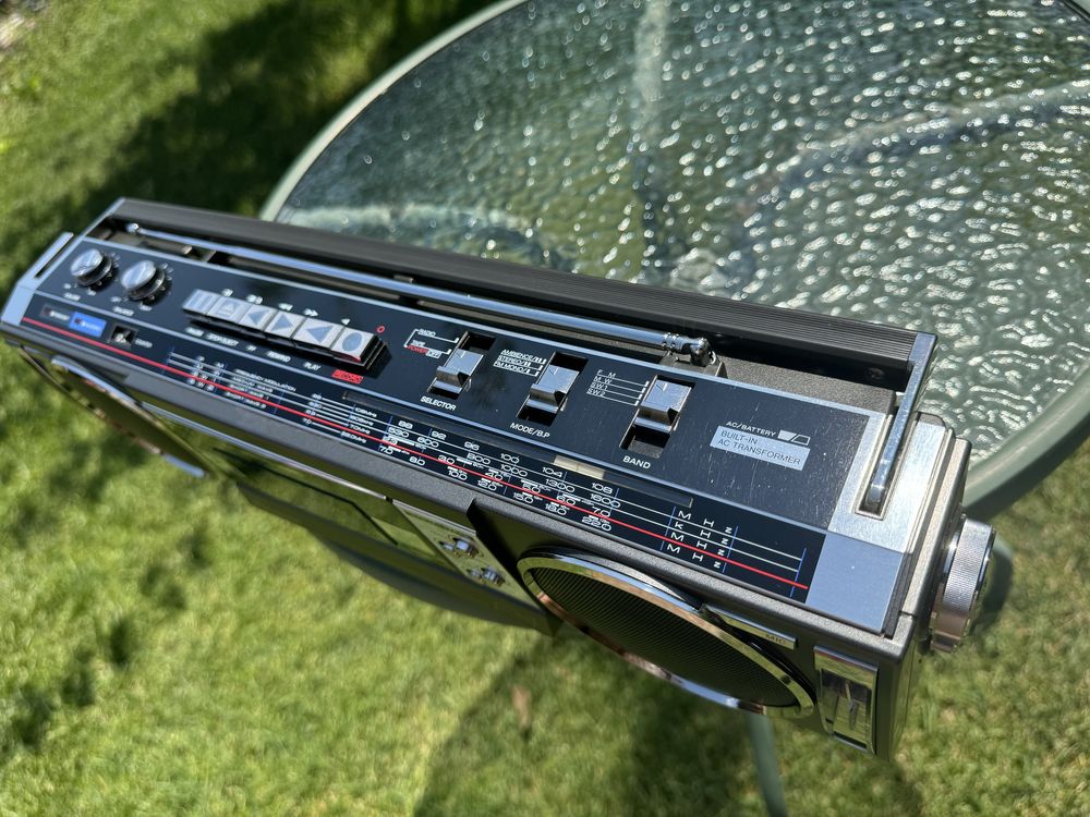 Продам магнитолу Panasonic RX-F4F