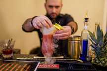GOLD BAR DRINKS - Mobilny Barman, Barman na wesele, Usługi Barmańskie