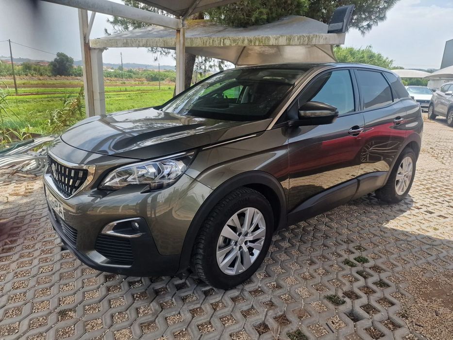 Peugeot 3008 1.5 BlueHDi Allure Pack