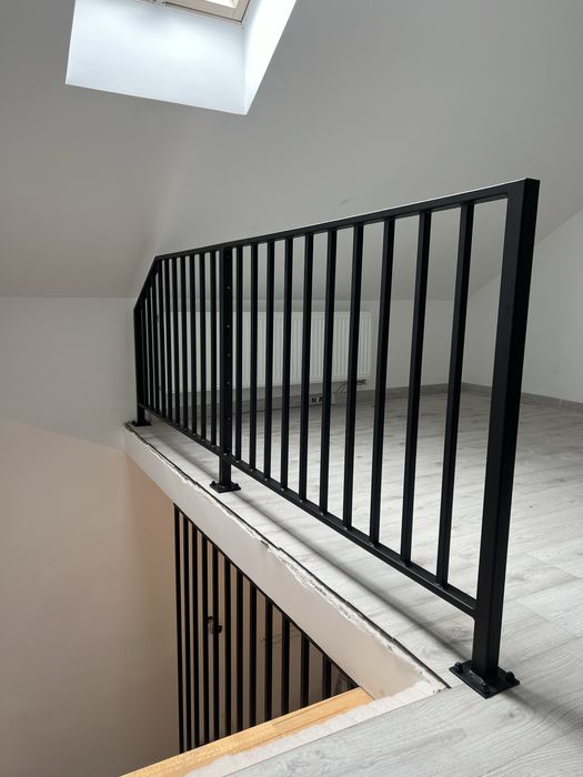 Lamele stalowe / balustrady schodowe / Barierki