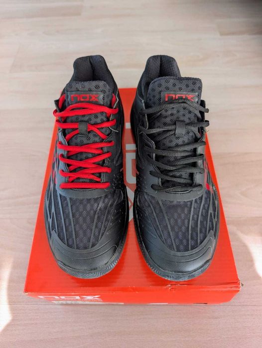 Sapatilhas Padel Nox AT10 Calatluxnero
