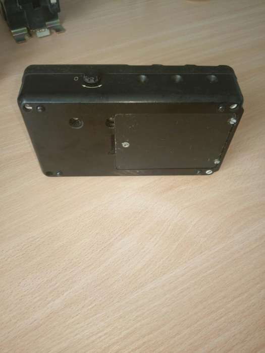 Omomierz magnetoelektryczny 5