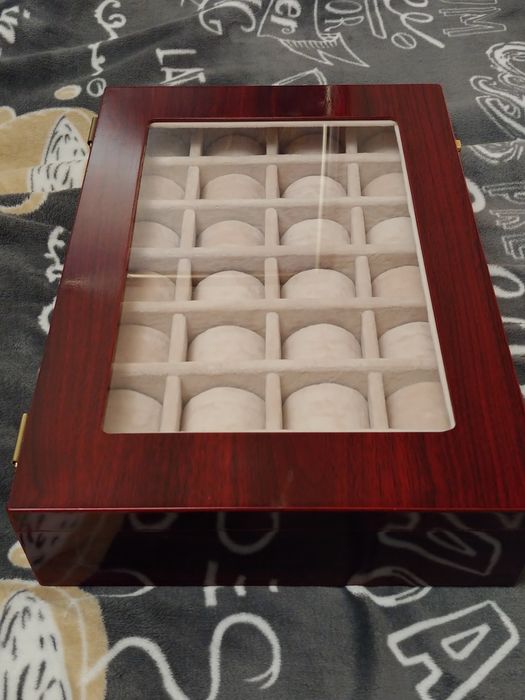 Большой кейс/шкатулка для хранения наручных часов 45х32х10 см