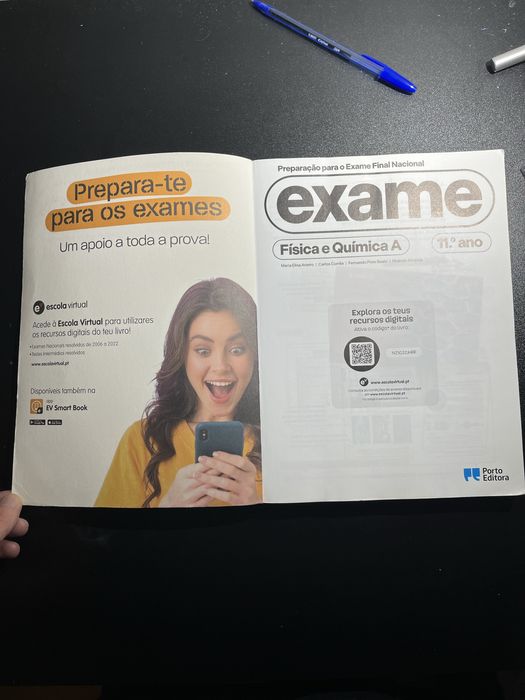 Livro Preparação de exame Física e Química 2023 11º ano