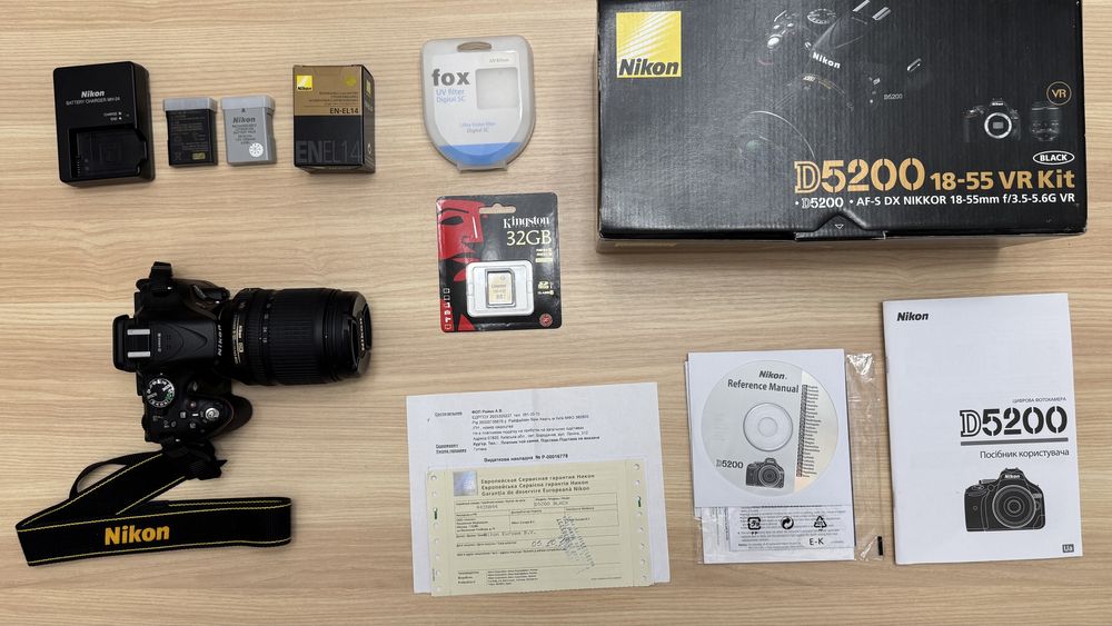 Nikon D5200 18-105mm ідеал, повний комплект, 2 батареї, нова SD