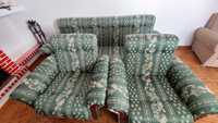 3 sofás antigos em verde - ótimo estado