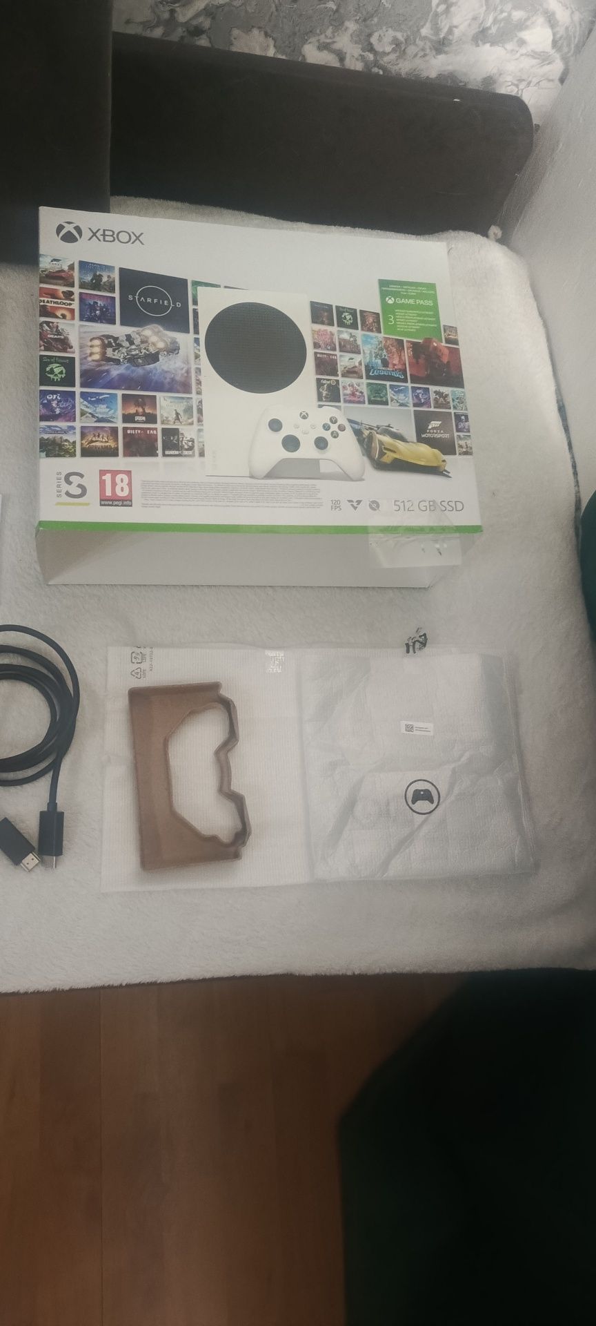 Xbox Series S Pudełko