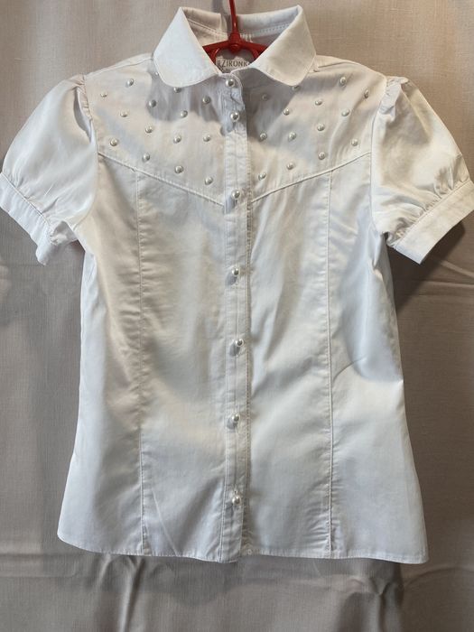 Шкільна блузка, розмір 134