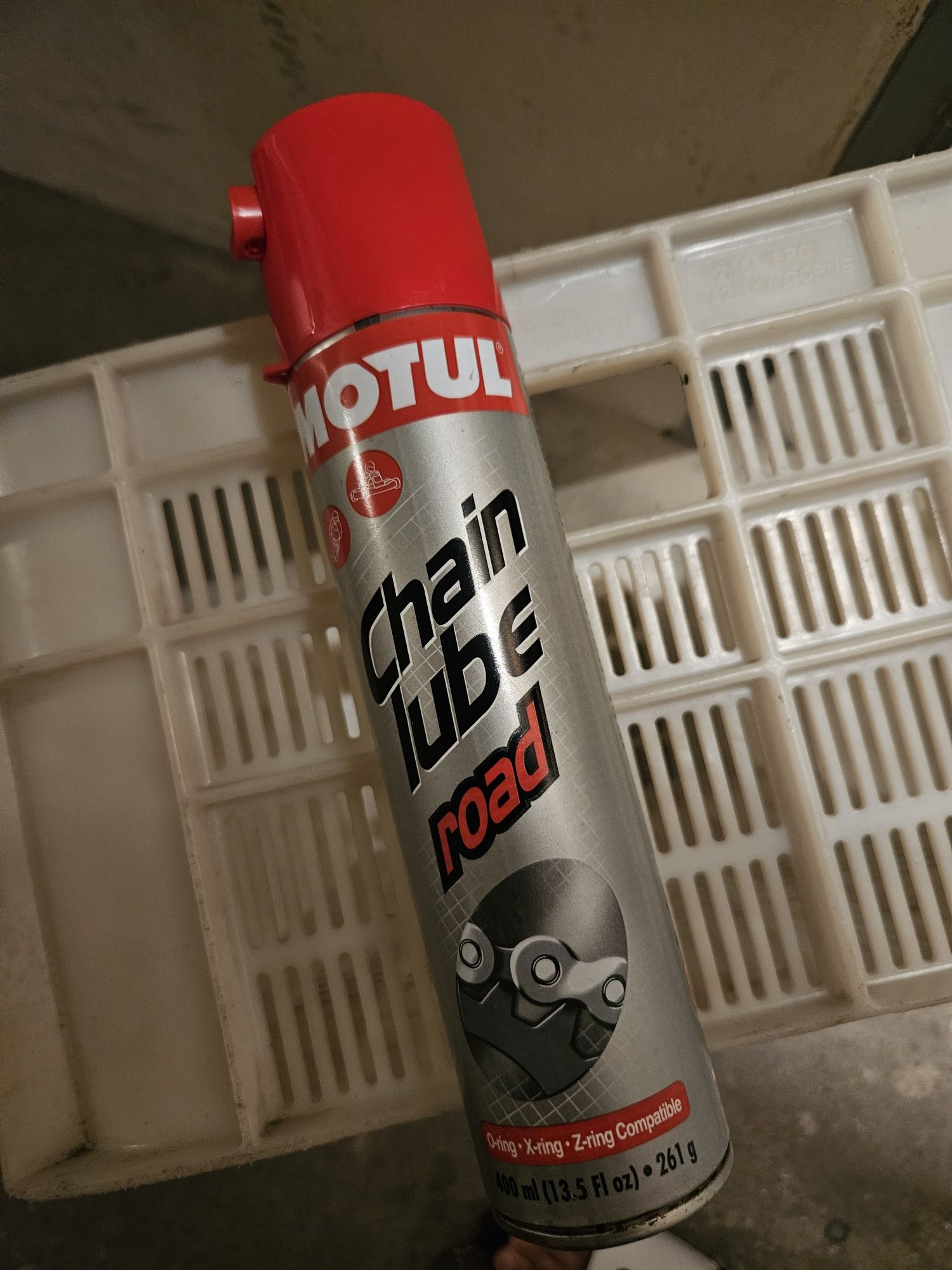 Motul Chain lube Road - smar do łańcucha motocykla, quada