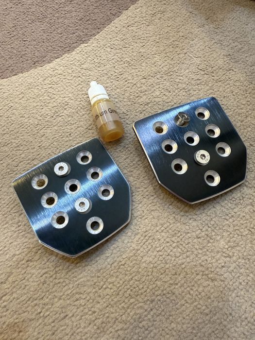 Fanatec Clubsport Pedals V3 Inverted + brake performance kit