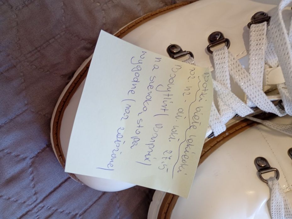 Botki damskie lakierowane 42