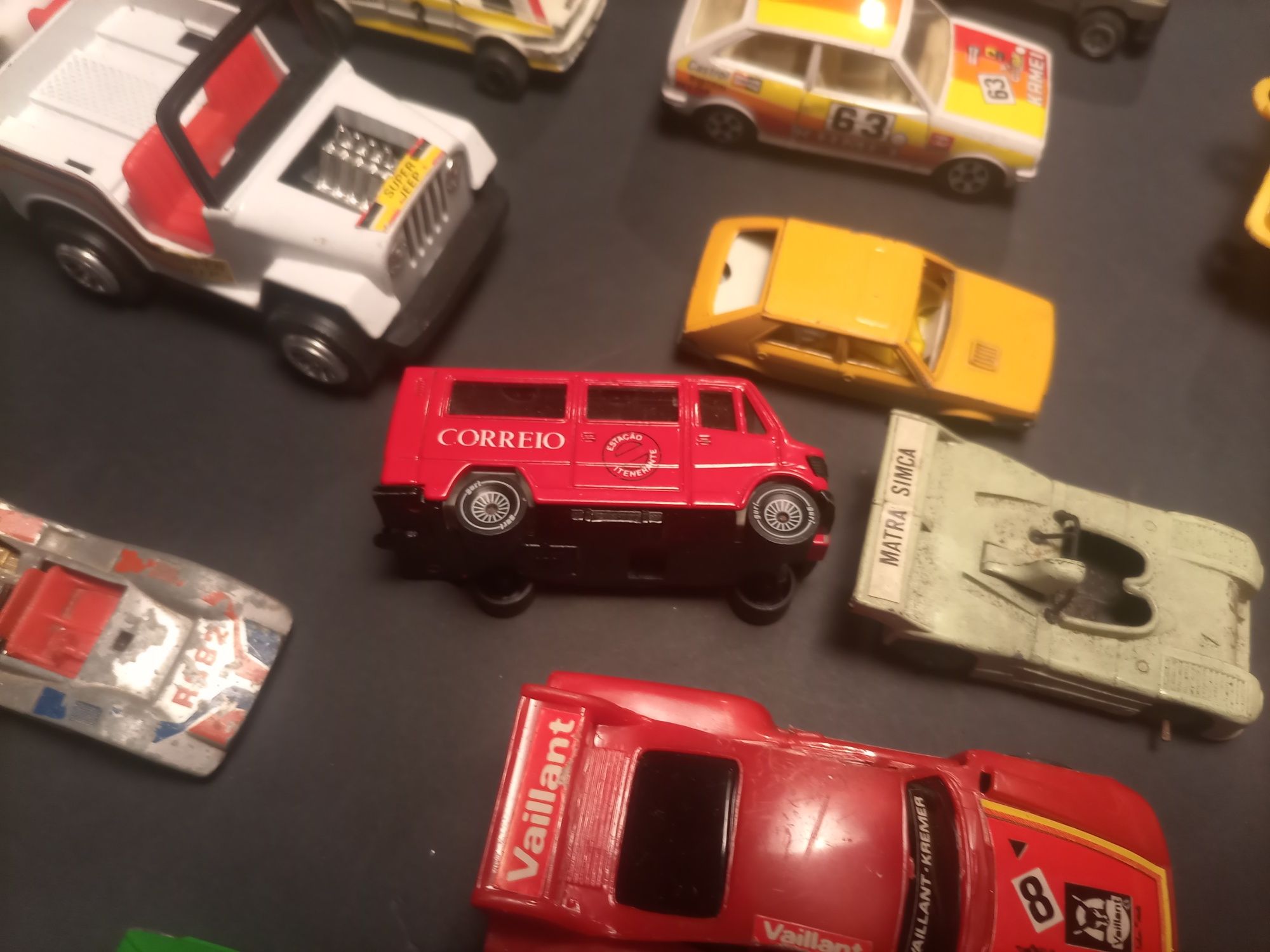 25 Carros miniatura