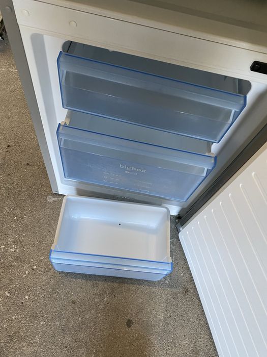 Frigorífico Combinado Cinzento Balay