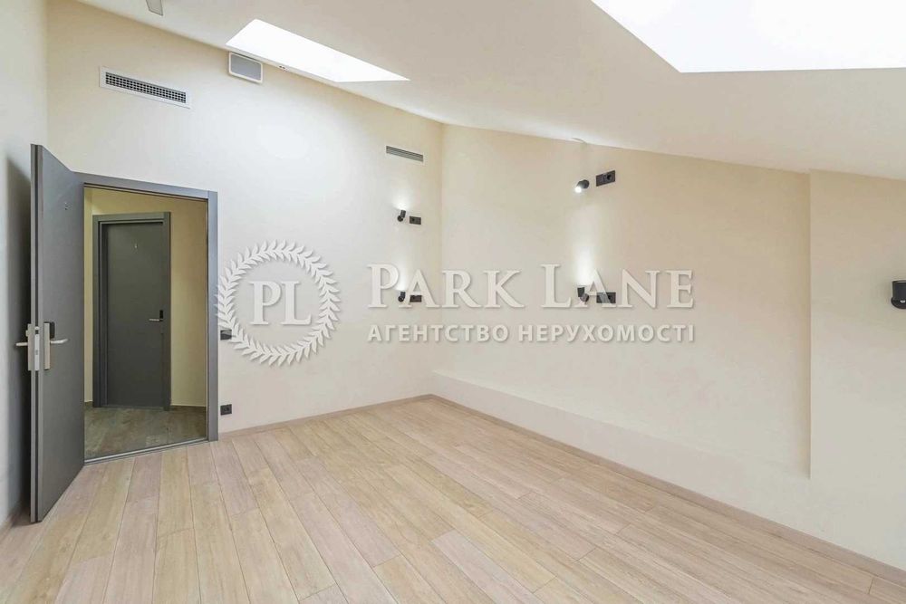 7К Щекавицька, 30/39 Поділ