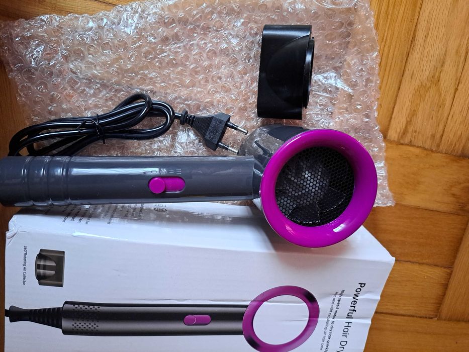 Nowa Kompaktowa suszarka Powerfulair do włosów