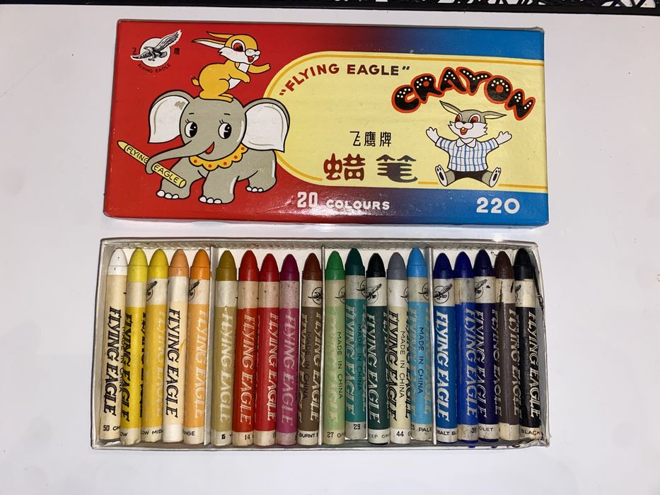 Kredki swiecowe chinskie flying eagle 20 kredek PRL