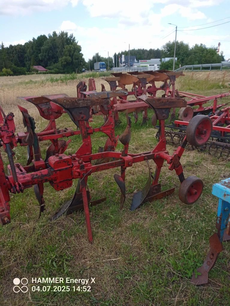 Pług obrotowy 2-skibowy Krone