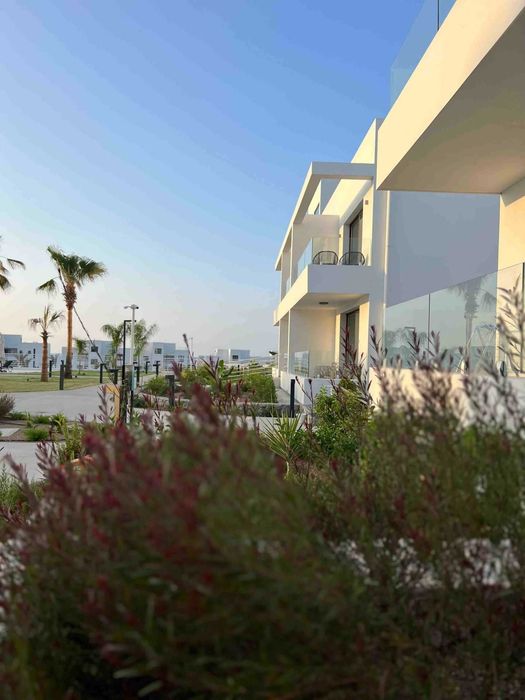 Студия 45м² с террасой 8м² в 250м от пляжа с мебелью и техникой Кипр