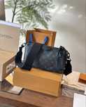 Сумка Louis Vuitton pochette acessoire XL мужская унисекс кожаная
