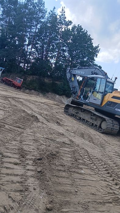 Wynajem koparki z operatorem