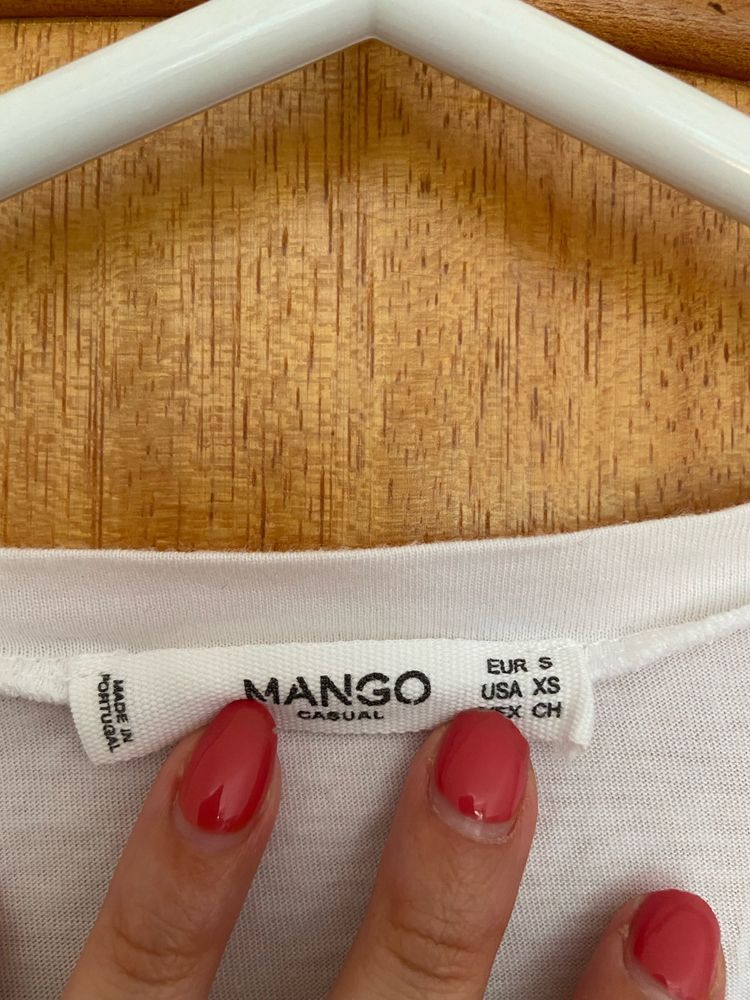 T-shirt branca - Mango